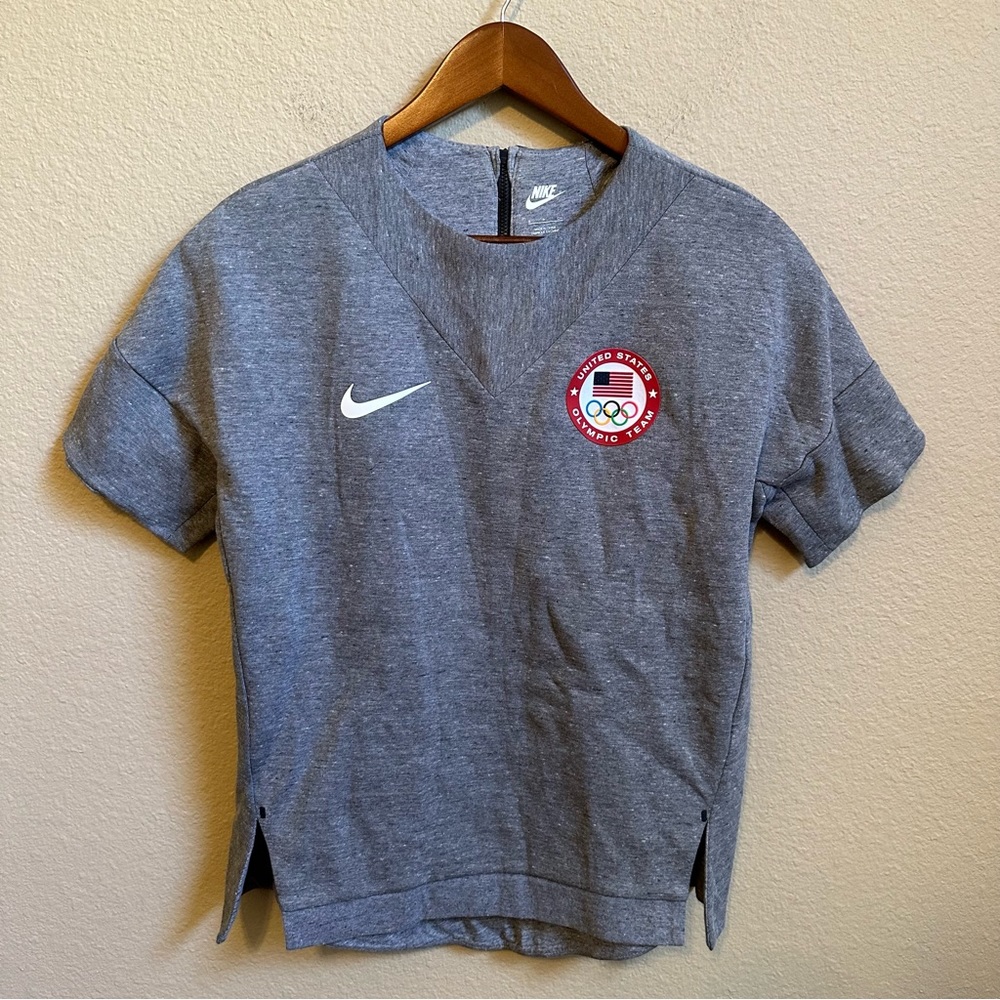 NWT Nike Tech Fleece Women’s US Olympics Short Sleeve Pullover